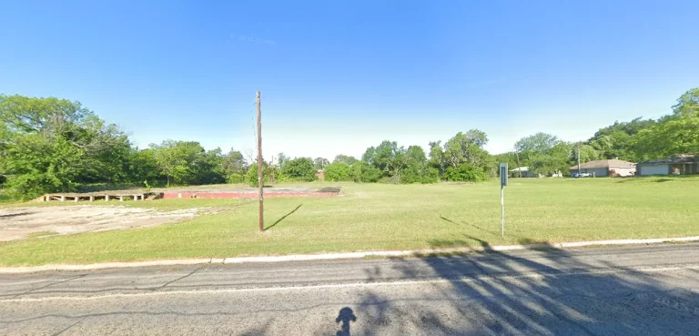 ±2ac SWC 4th Street & College Dr. Keene